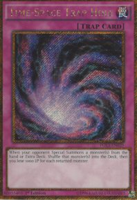 Time-Space Trap Hole (Gold Secret Rare)